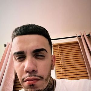 Meet your Posher, Pierre